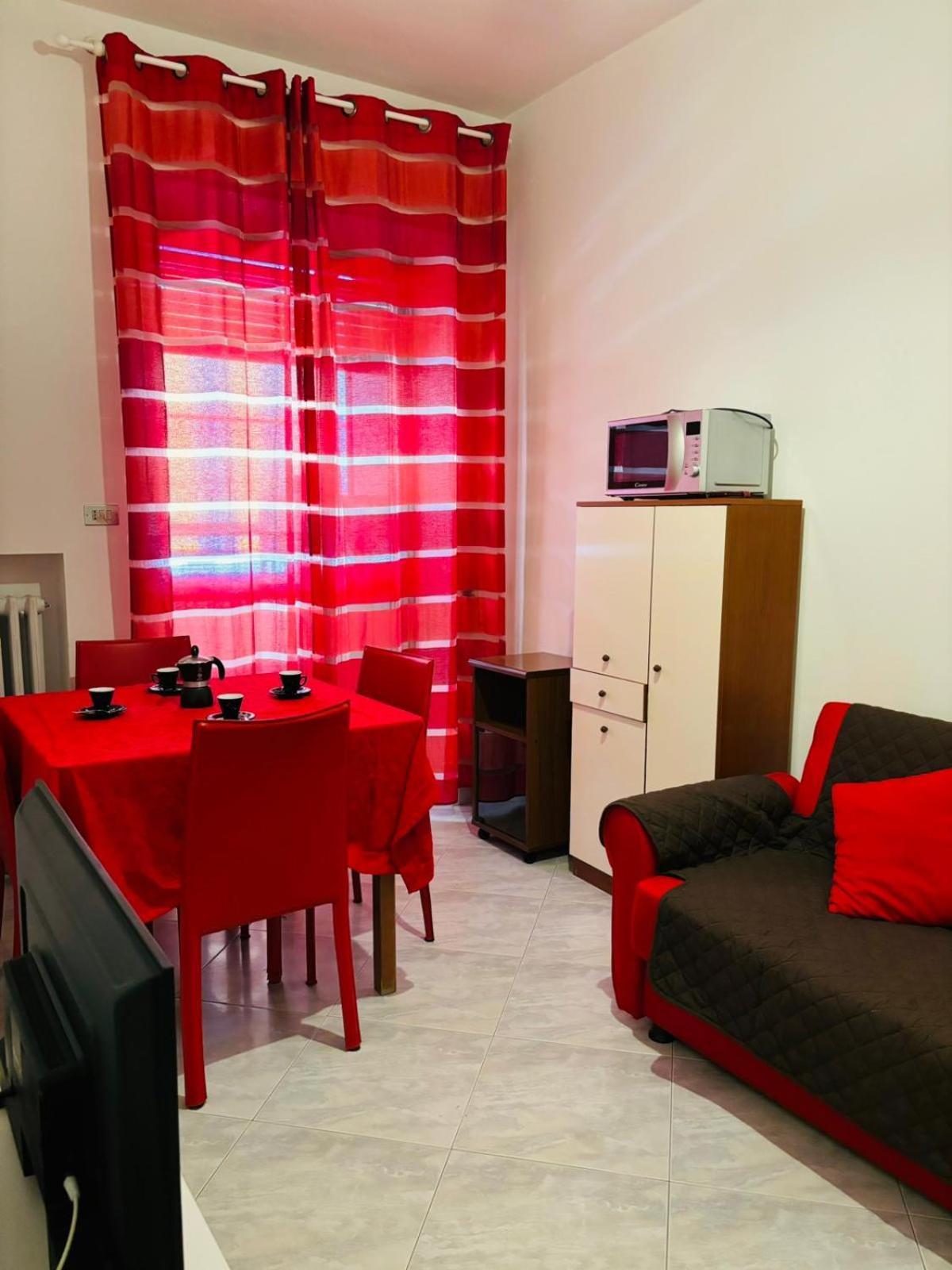 בארי Matthias Central Rooms And Accomodation מראה חיצוני תמונה