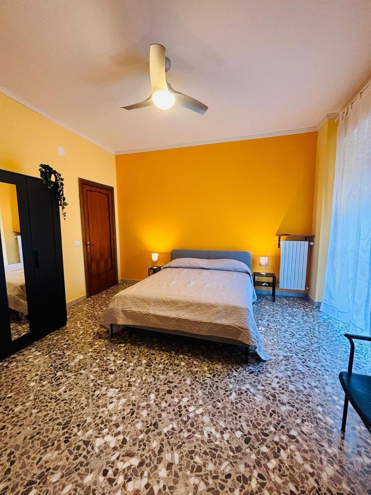 בארי Matthias Central Rooms And Accomodation מראה חיצוני תמונה
