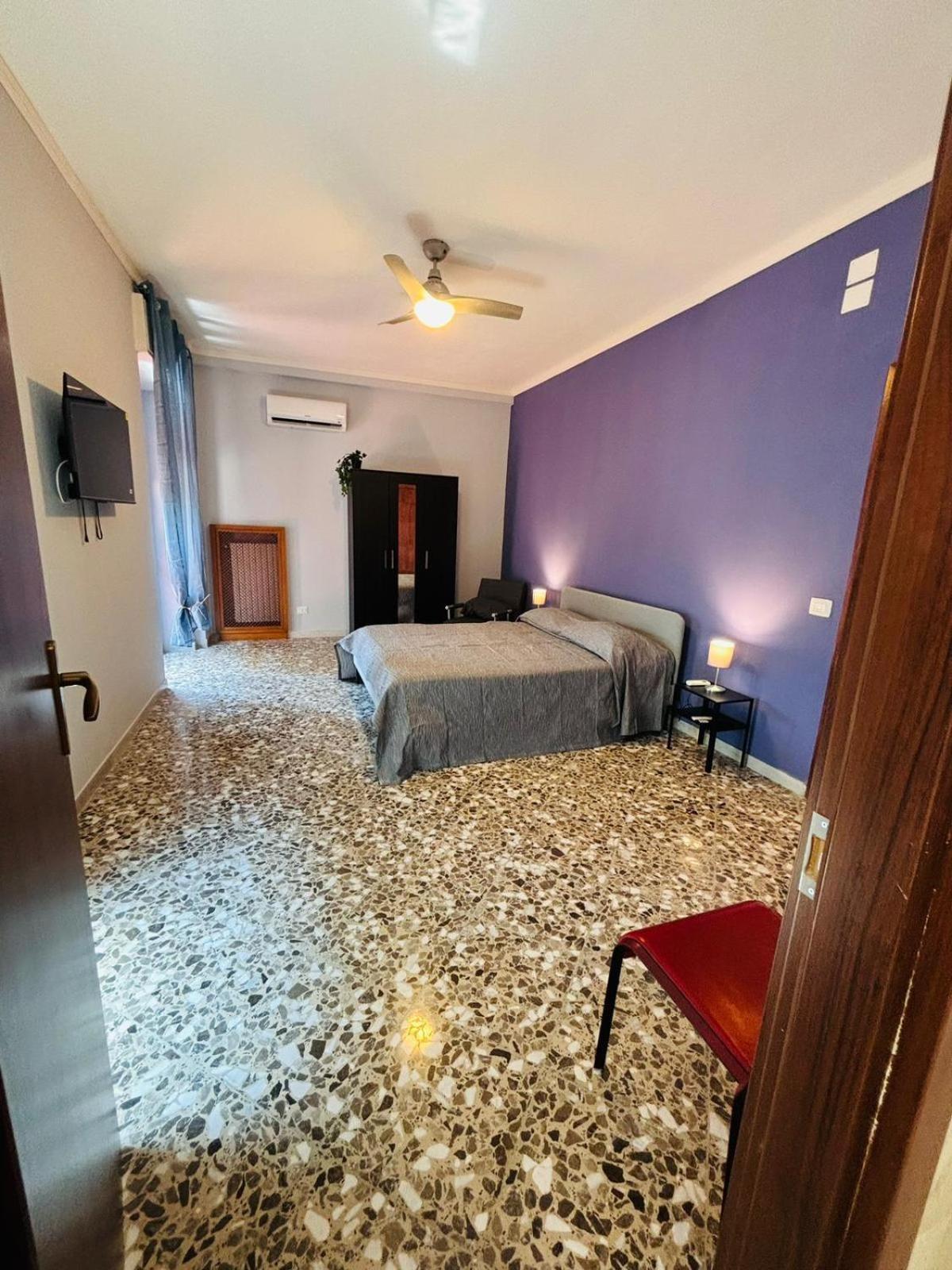 בארי Matthias Central Rooms And Accomodation מראה חיצוני תמונה