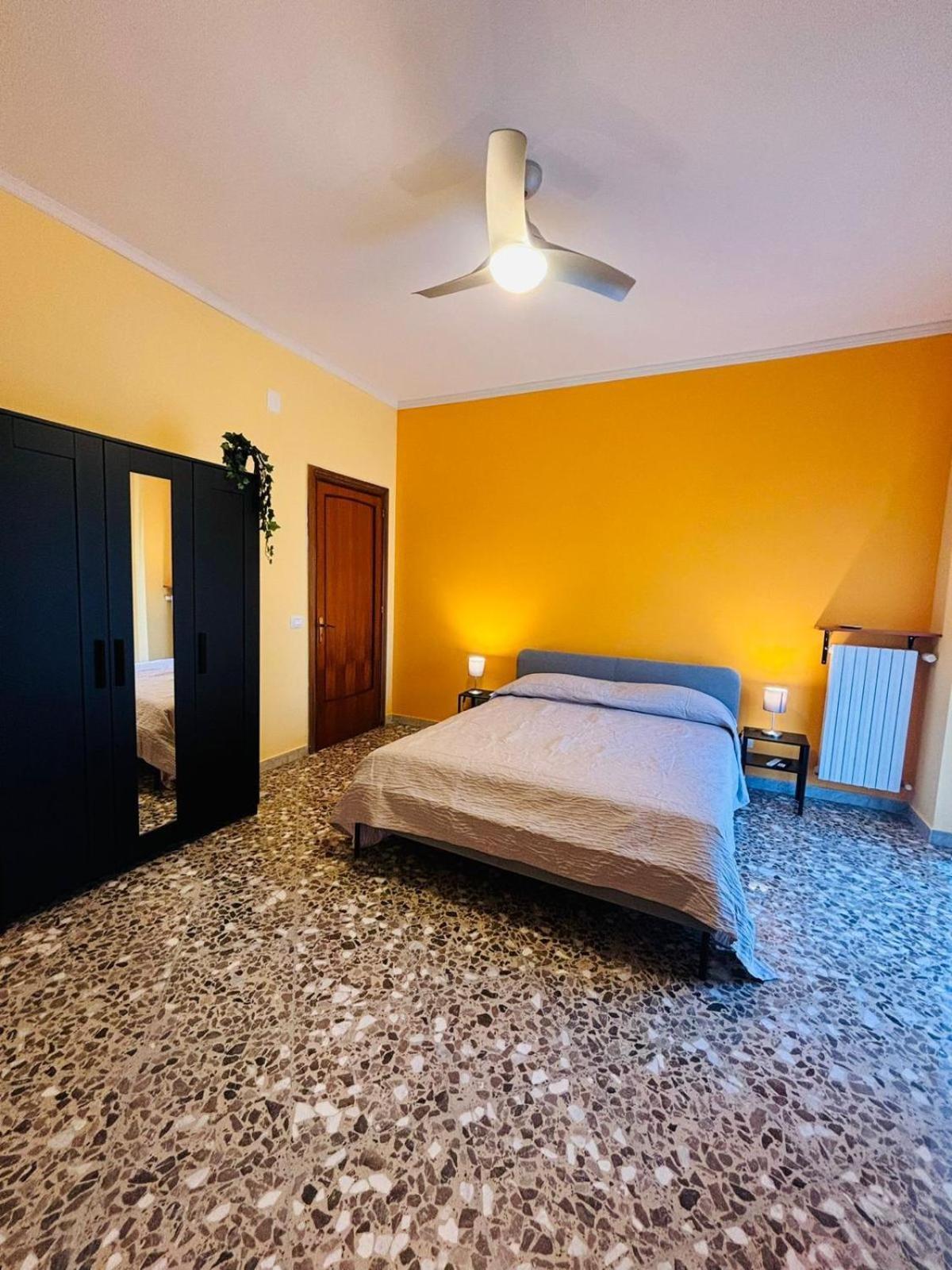 בארי Matthias Central Rooms And Accomodation מראה חיצוני תמונה