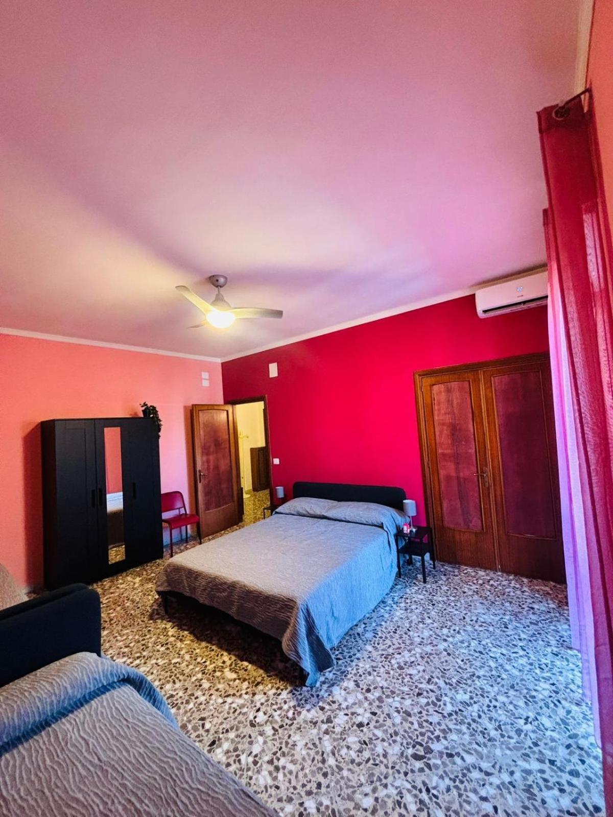 בארי Matthias Central Rooms And Accomodation מראה חיצוני תמונה