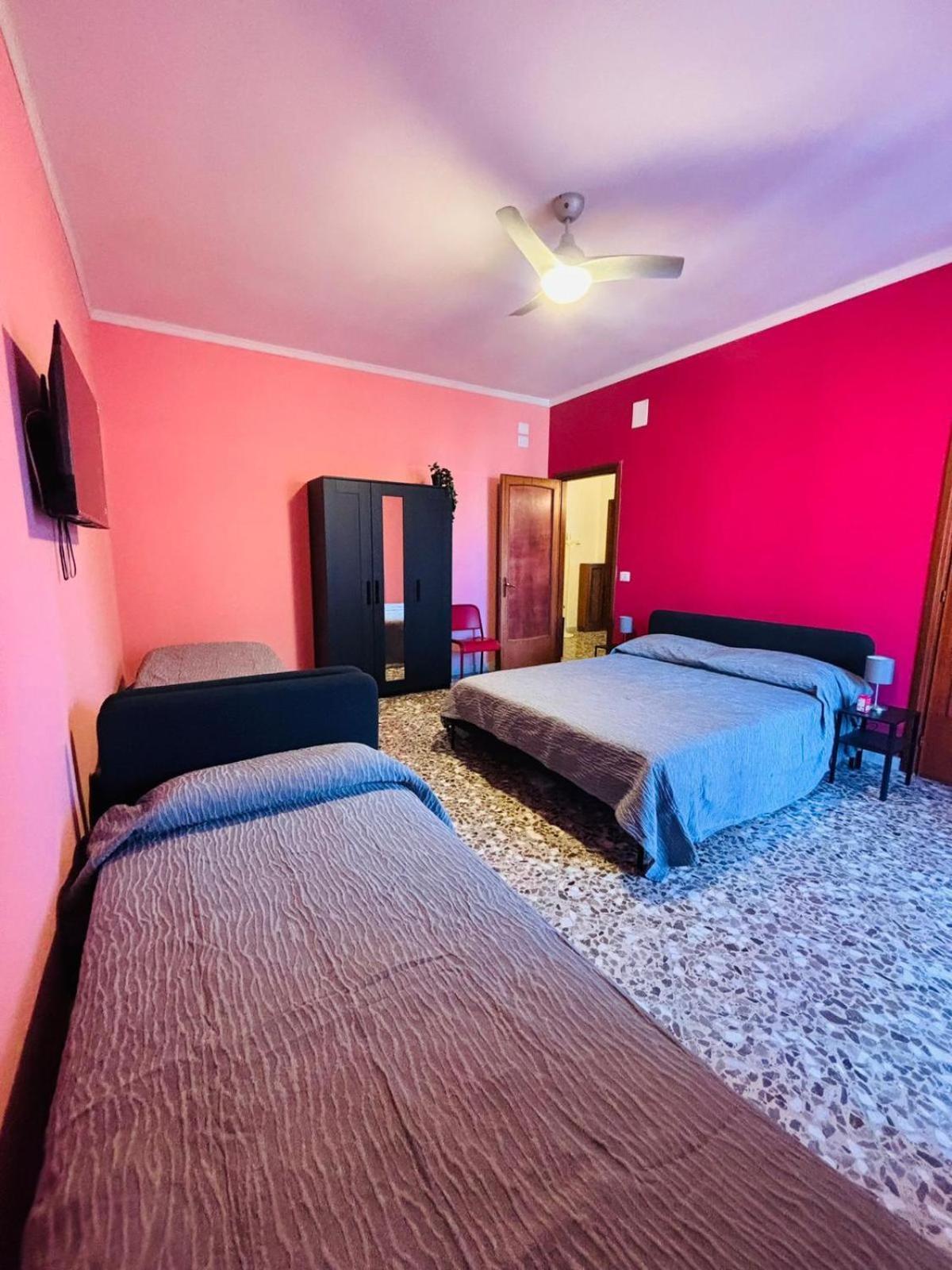 בארי Matthias Central Rooms And Accomodation מראה חיצוני תמונה
